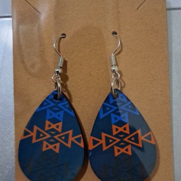 Trendy teardrop earrings - Picture 7 of 9